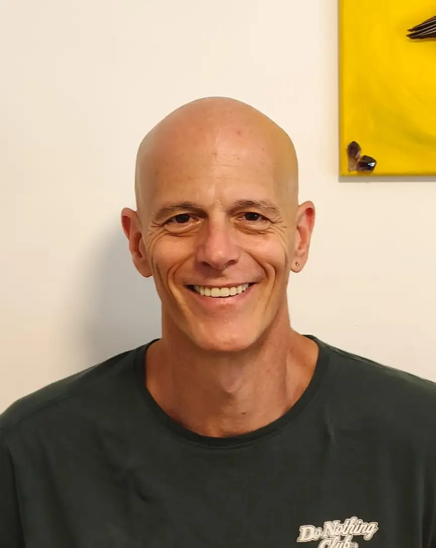 איתן גינוסר תמונה עדכנית